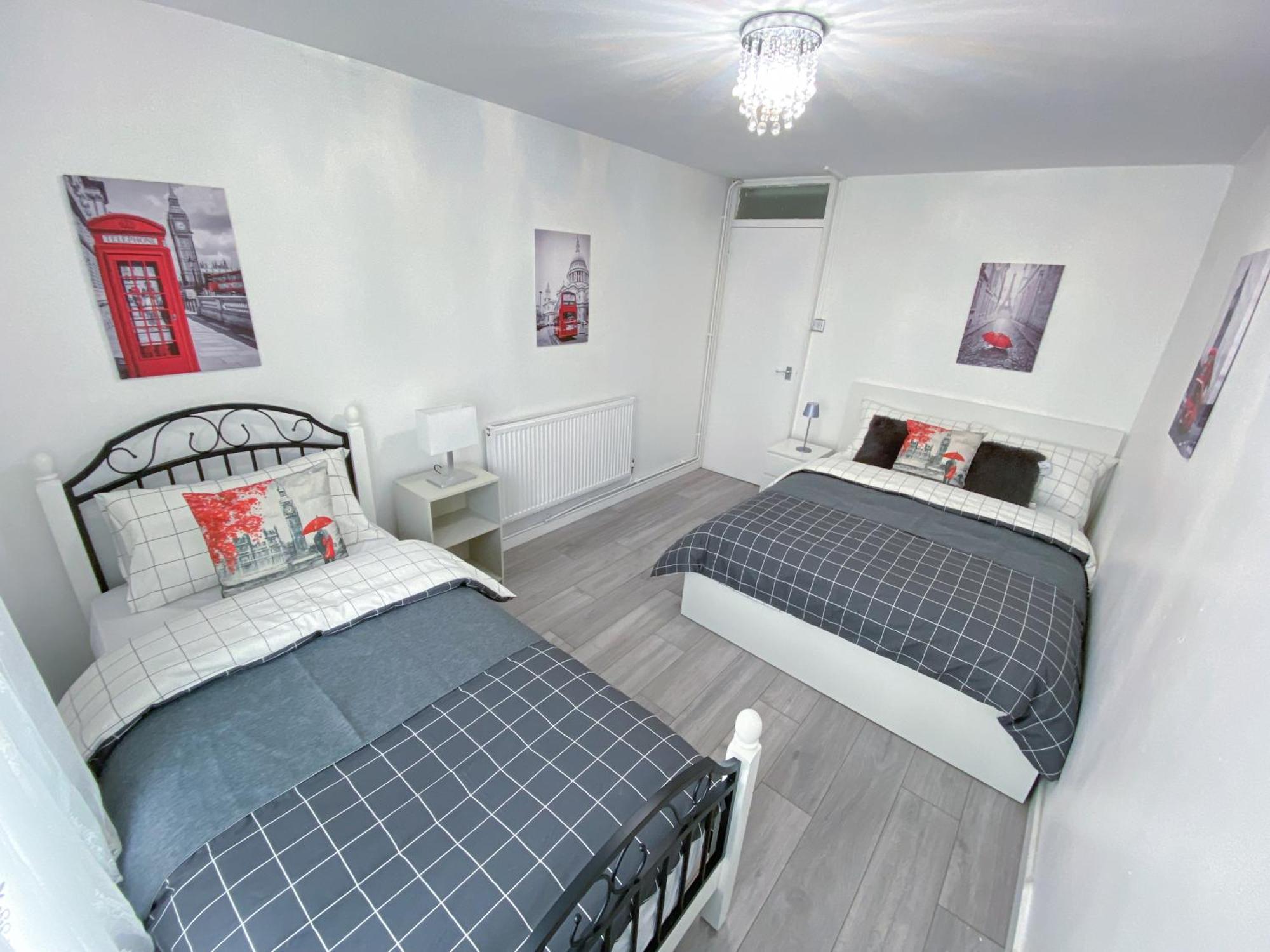 2 Bedroom Flat, Dalston Junction, Londen Buitenkant foto